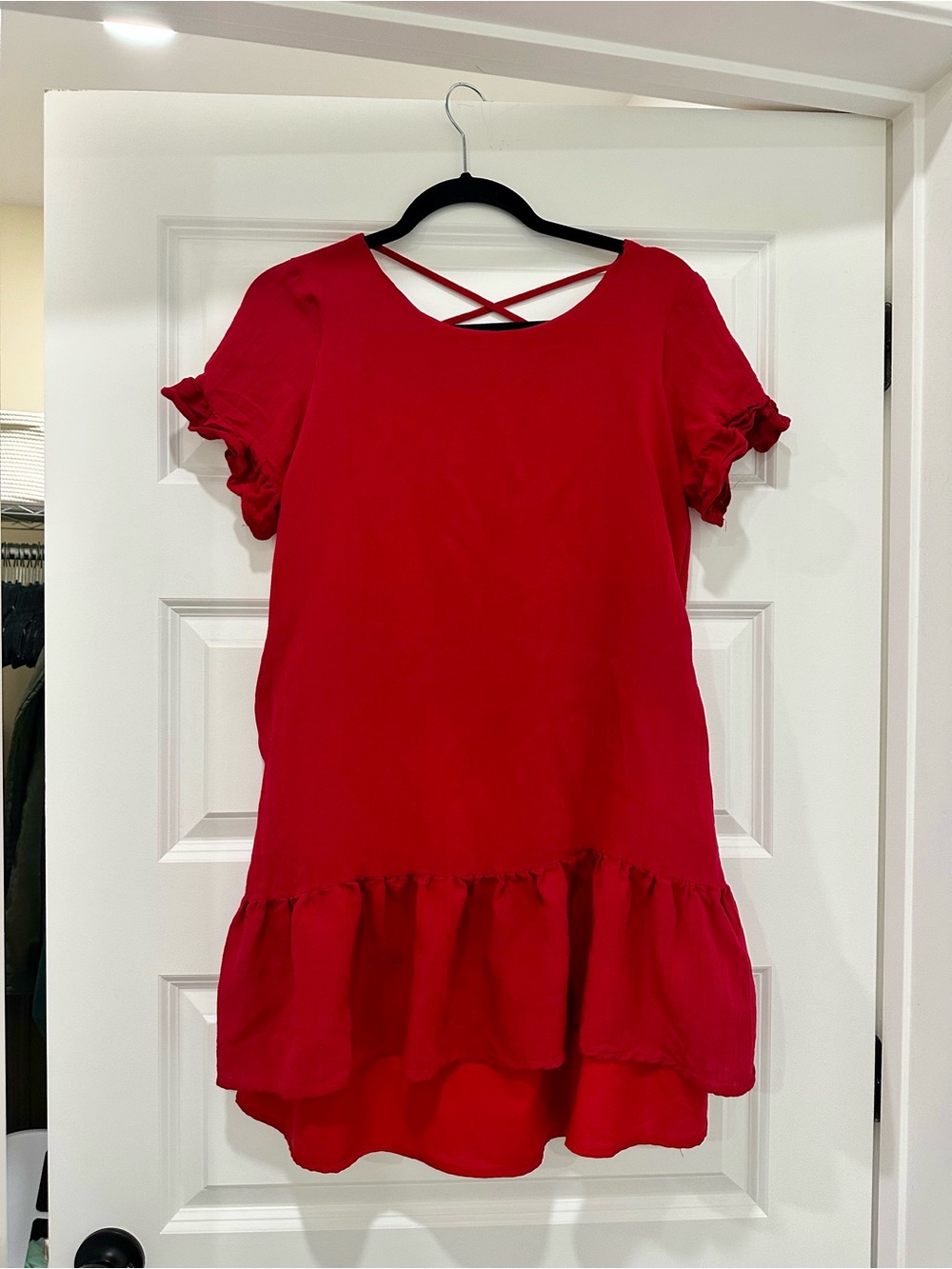 Red Ruffle Sleeve Mini Dress with Pockets Size Small by Davi and Dani